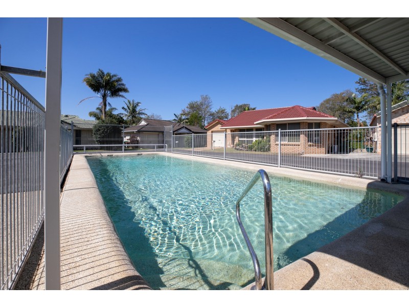11/10 Balemo Drive, Ocean Shores NSW 2483