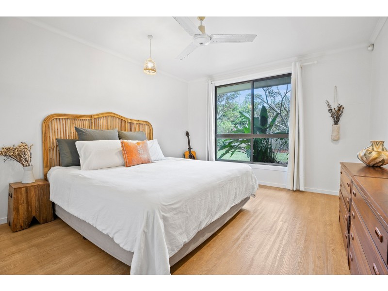 18 Armstrong Street, Suffolk Park NSW 2481