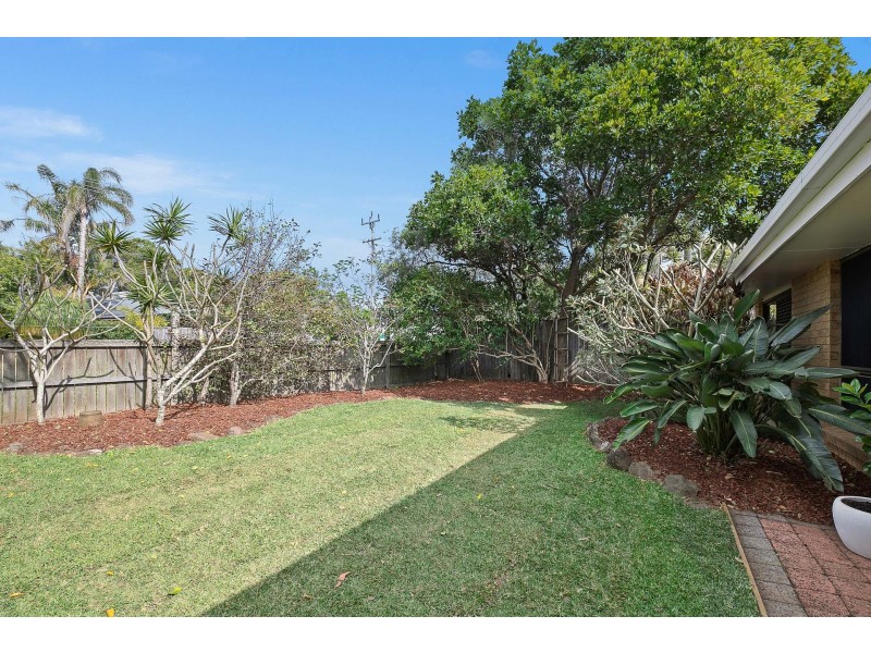 18 Armstrong Street, Suffolk Park NSW 2481