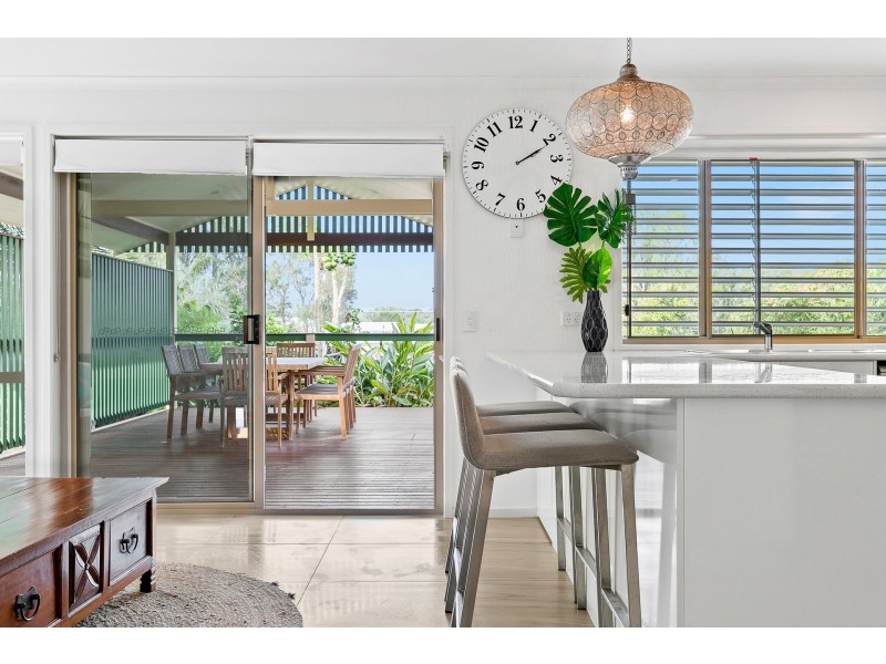 16 Beech Drive, Suffolk Park NSW 2481