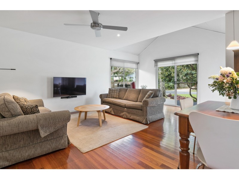 4 Elizabeth Avenue, South Golden Beach NSW 2483