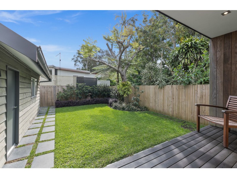 4 Elizabeth Avenue, South Golden Beach NSW 2483