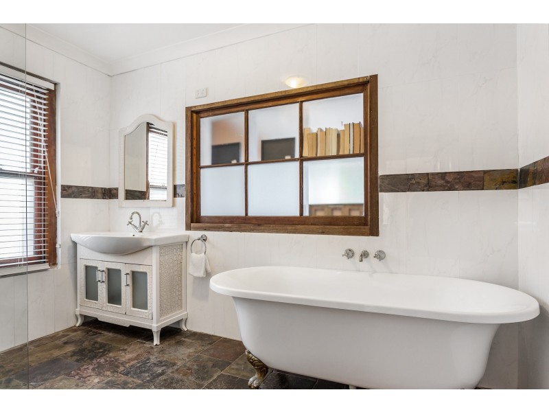 24 Shirley Lane, Byron Bay NSW 2481