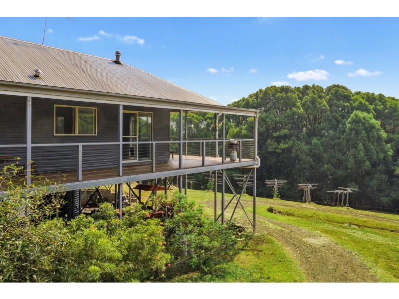 111 Taylors Road, Eureka NSW 2480