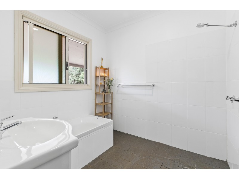 111 Taylors Road, Eureka NSW 2480