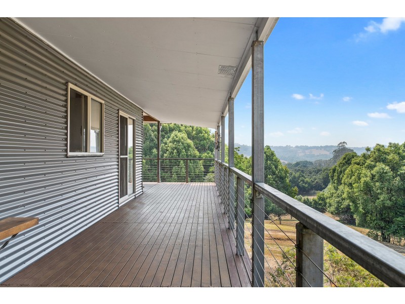 111 Taylors Road, Eureka NSW 2480