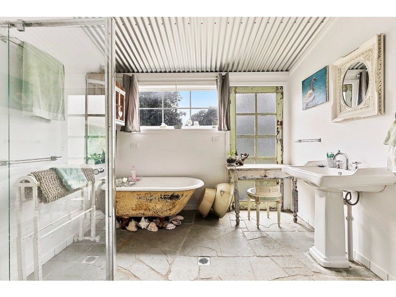 81 & 81A Myocum Road, Ewingsdale NSW 2481