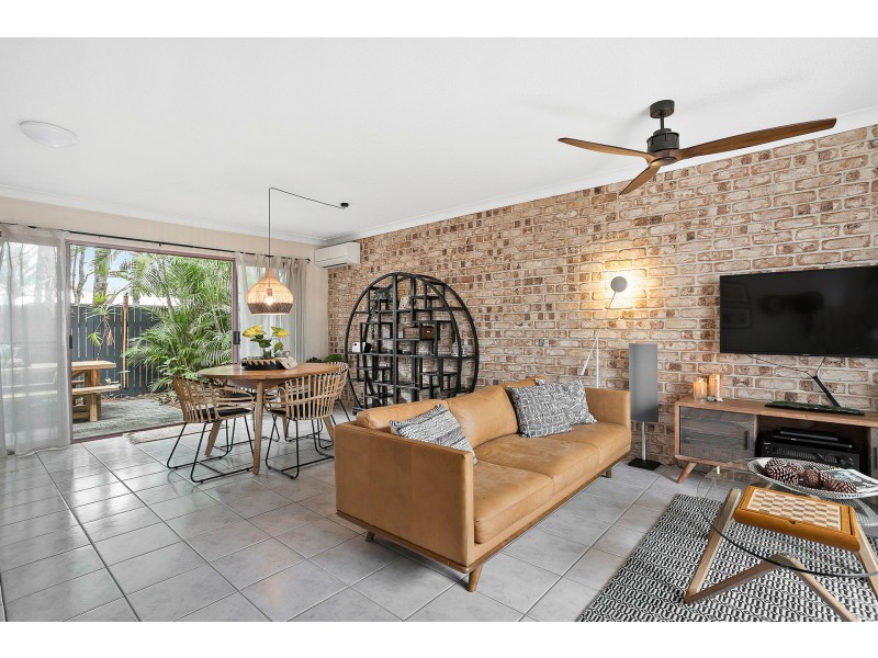 2/42-44 Armstrong Street, Suffolk Park NSW 2481