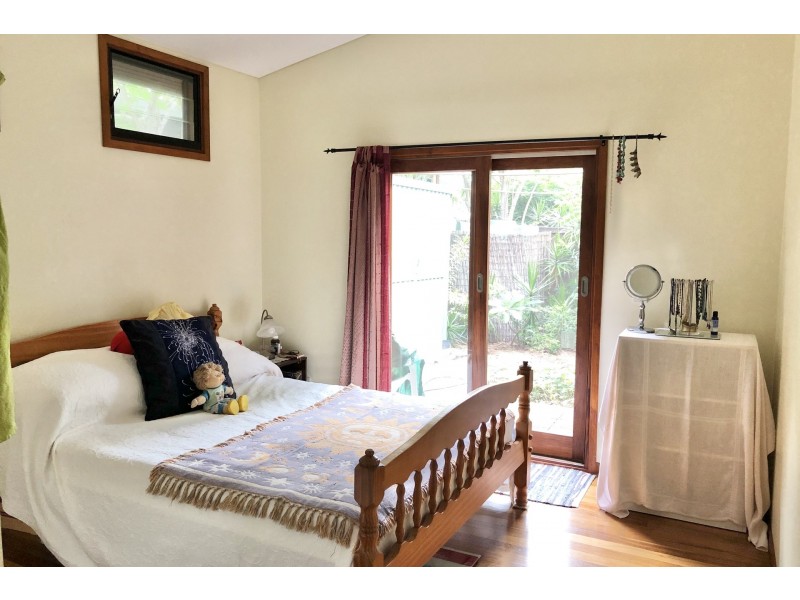 5 Oceanside Place, Suffolk Park NSW 2481