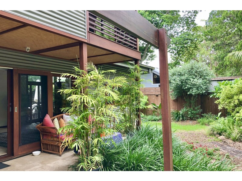 5 Oceanside Place, Suffolk Park NSW 2481