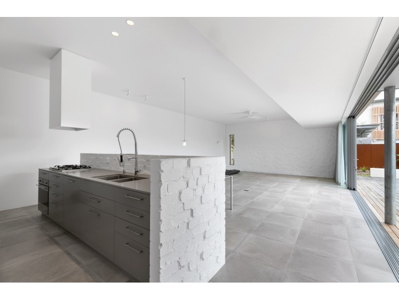 2/34 Bangalow Road, Byron Bay NSW 2481