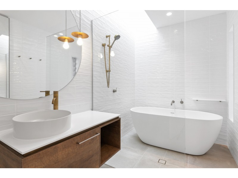 2/34 Bangalow Road, Byron Bay NSW 2481