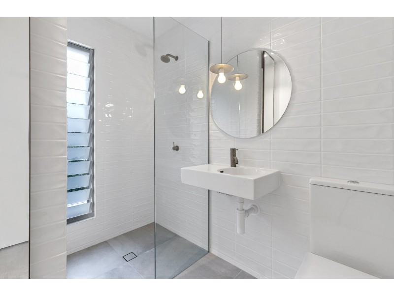 2/34 Bangalow Road, Byron Bay NSW 2481