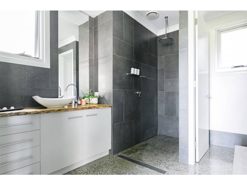 5 Hoop Pine Lane, Suffolk Park NSW 2481