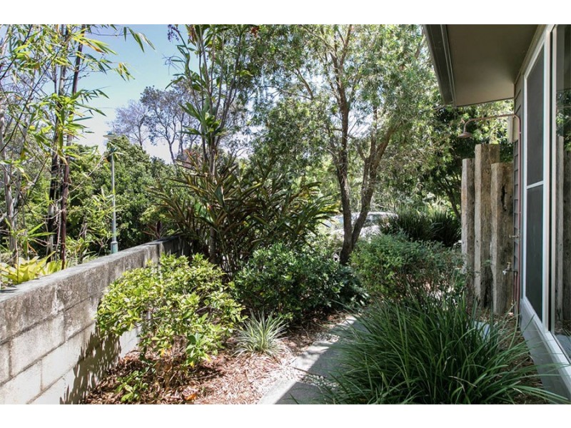 5 Hoop Pine Lane, Suffolk Park NSW 2481