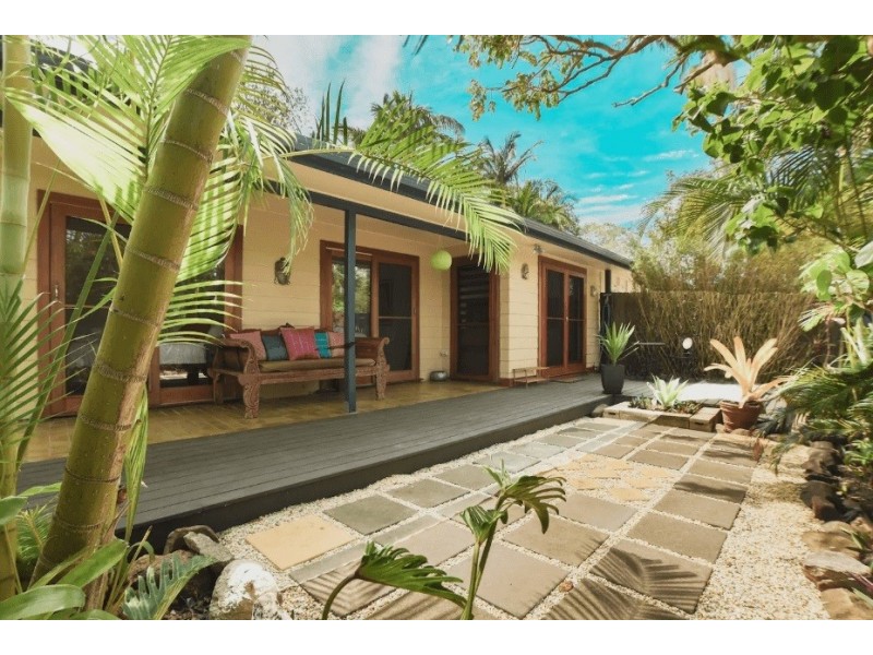 2/1 Cumbebin Park, Byron Bay NSW 2481