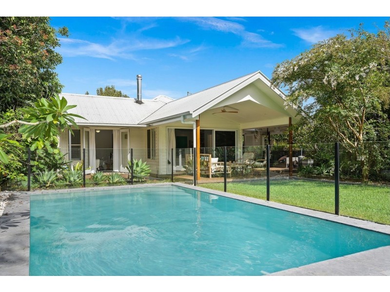 17 Blackwood Crescent, Bangalow NSW 2479