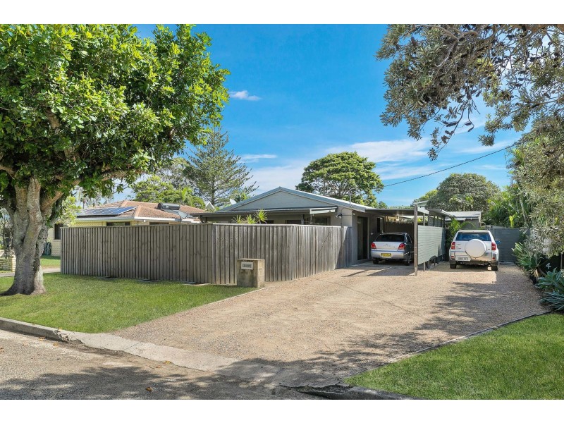 4 Hayter Street, Suffolk Park NSW 2481