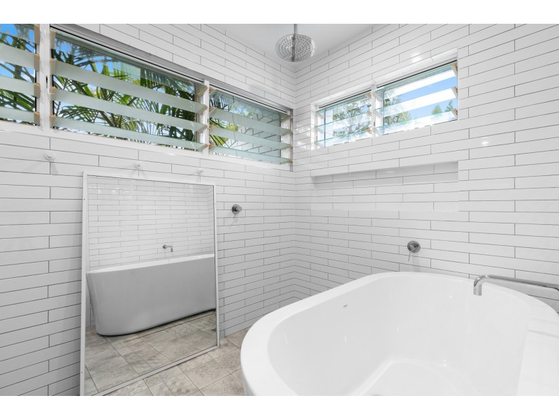 2/16 Armstrong Street, Suffolk Park NSW 2481