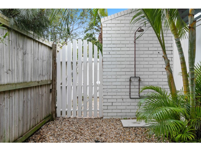 2/16 Armstrong Street, Suffolk Park NSW 2481