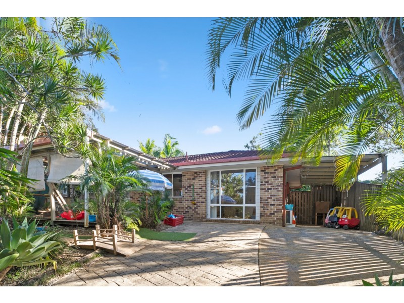 10 Tulipwood Court, Suffolk Park NSW 2481