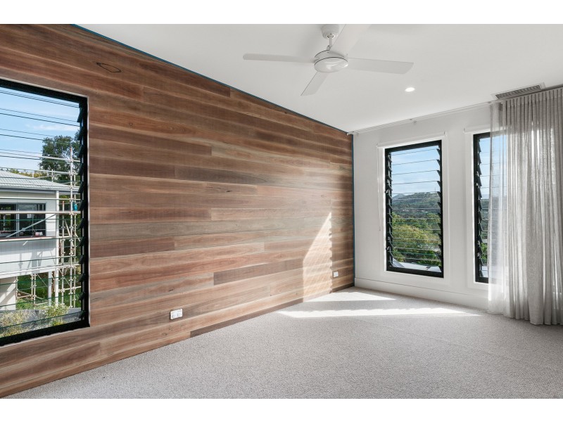 7B Roundhouse Place, Ocean Shores NSW 2483