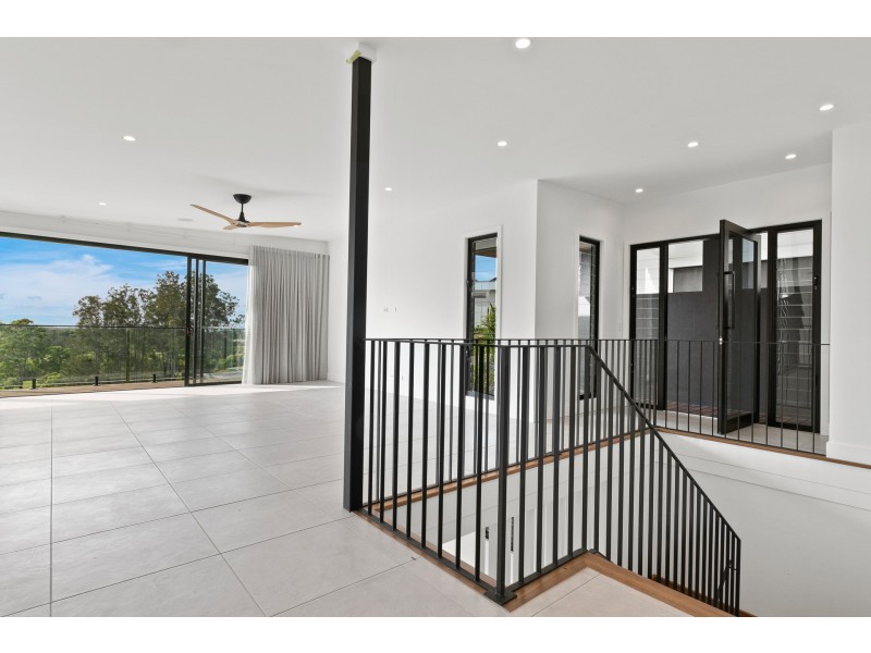 7B Roundhouse Place, Ocean Shores NSW 2483