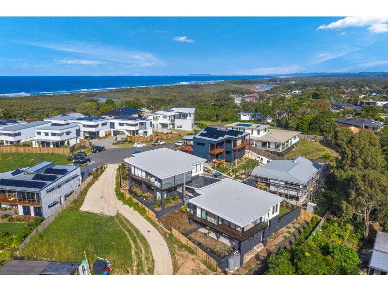 7B Roundhouse Place, Ocean Shores NSW 2483