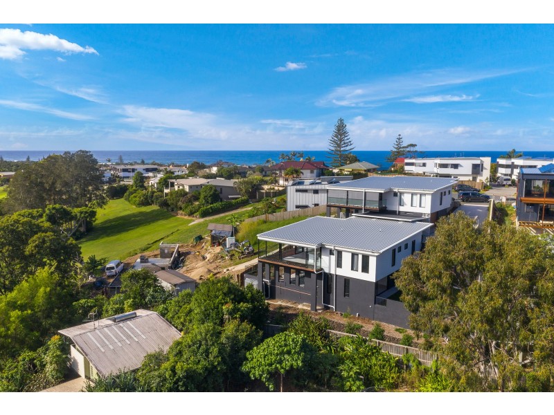 7B Roundhouse Place, Ocean Shores NSW 2483