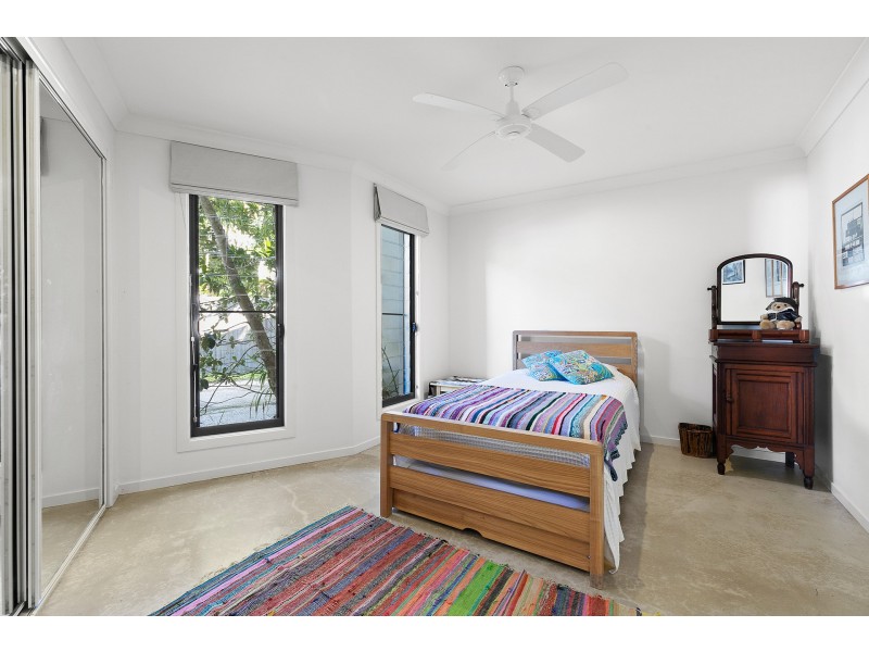 11/3 Sallywattle Drive, Suffolk Park NSW 2481