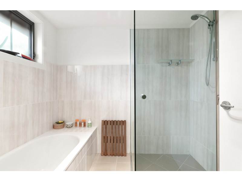 11/3 Sallywattle Drive, Suffolk Park NSW 2481