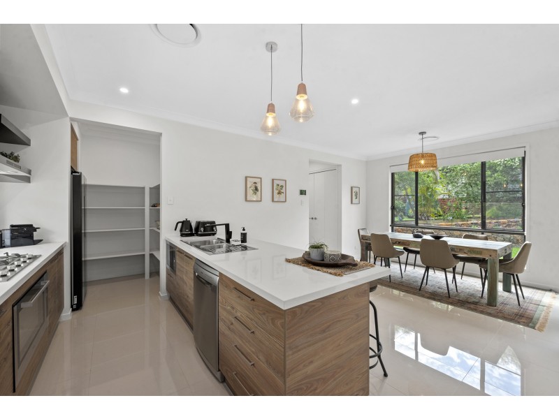 6a Tinbin Way, Ocean Shores NSW 2483