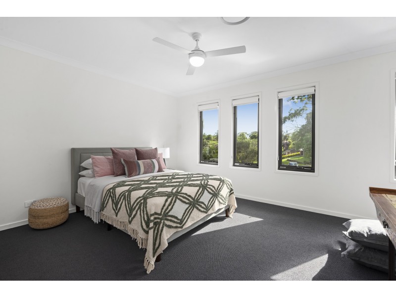 6a Tinbin Way, Ocean Shores NSW 2483