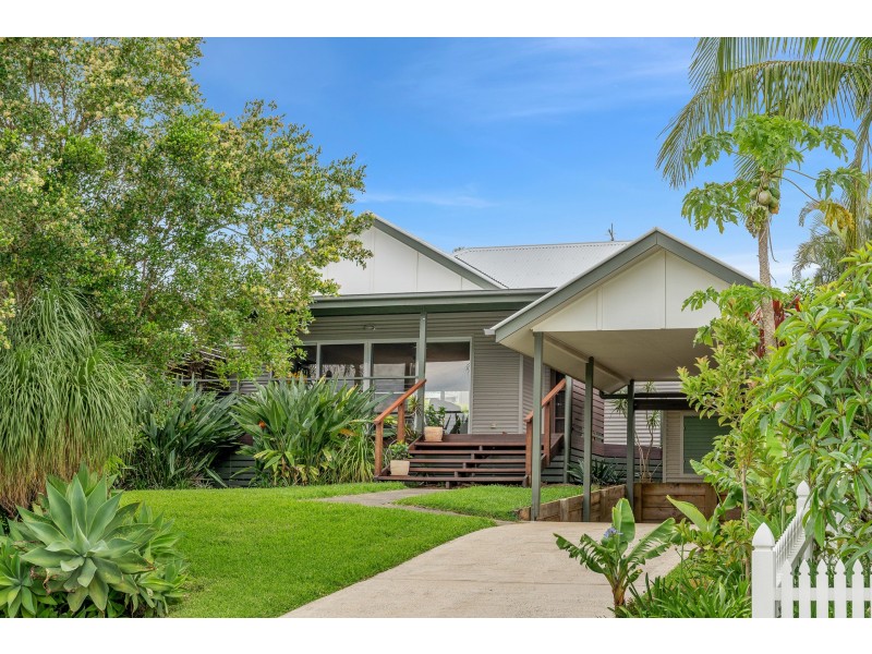 6 Gumtree Place, Bangalow NSW 2479