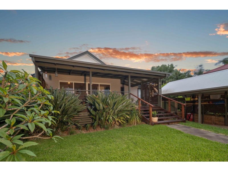 6 Gumtree Place, Bangalow NSW 2479