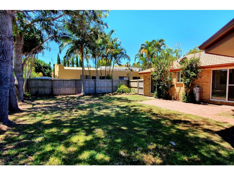 67 Beech Drive, Suffolk Park NSW 2481