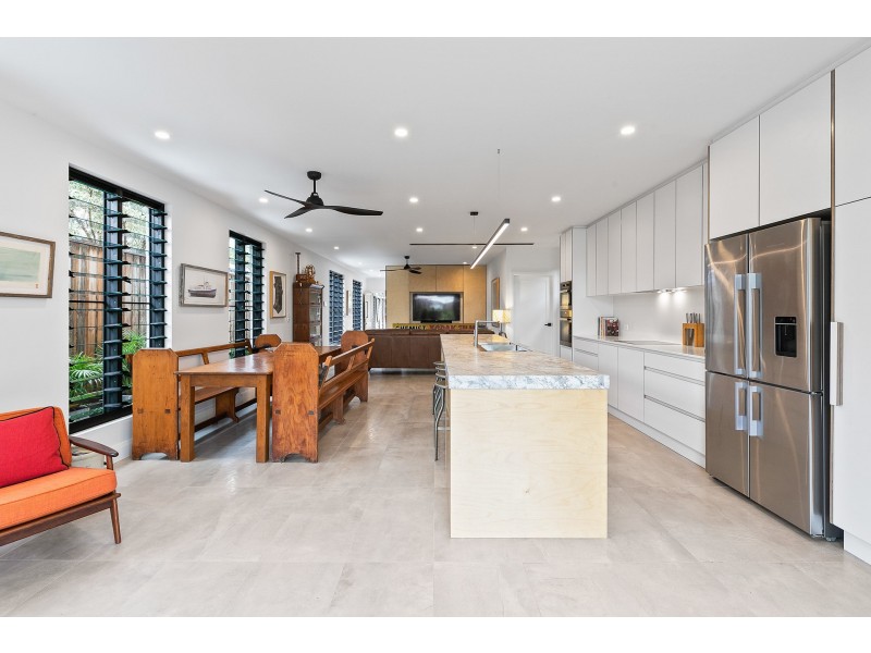 2/41 Armstrong Street, Suffolk Park NSW 2481