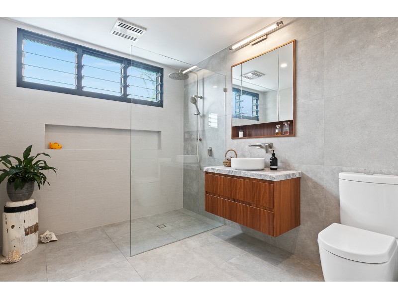 2/41 Armstrong Street, Suffolk Park NSW 2481