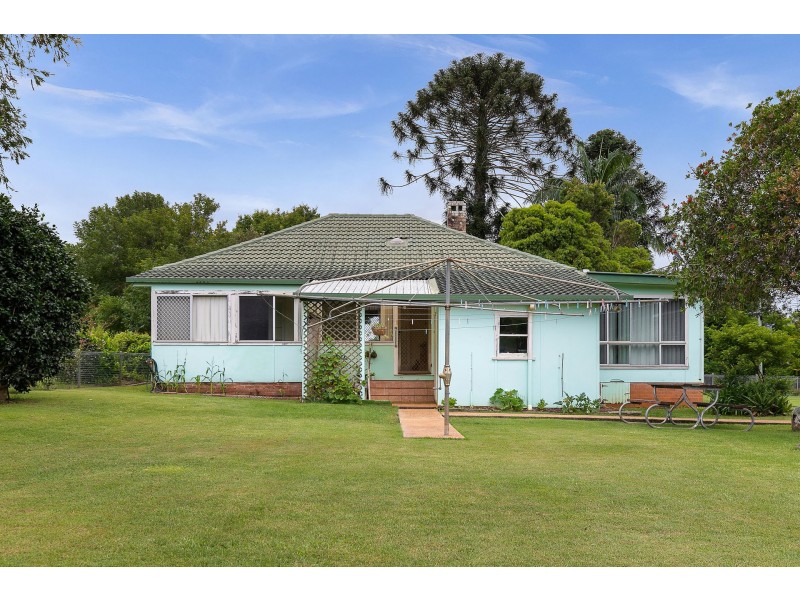7 Ballina Road, Bangalow NSW 2479