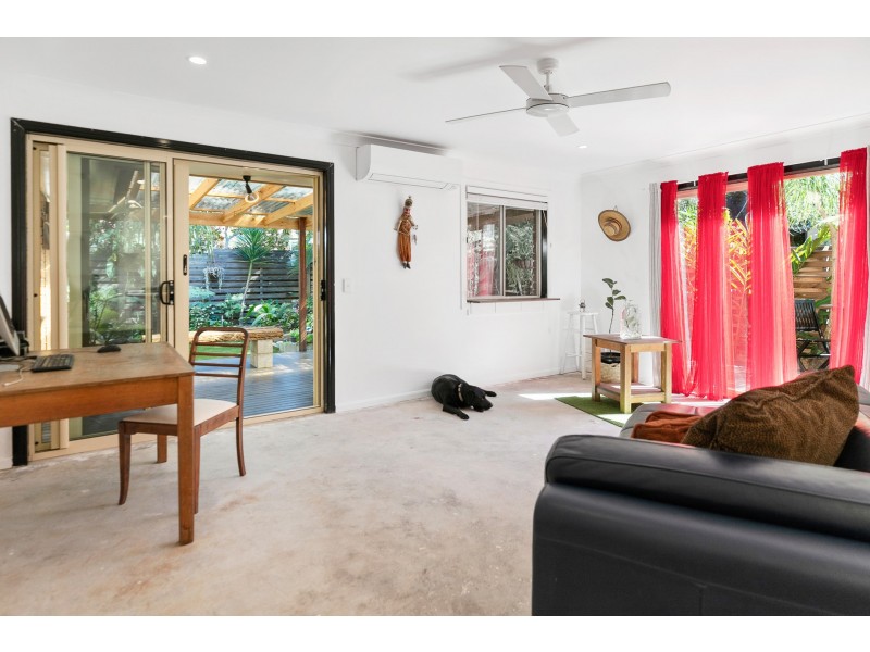 1/3 Hazelwood Close, Suffolk Park NSW 2481