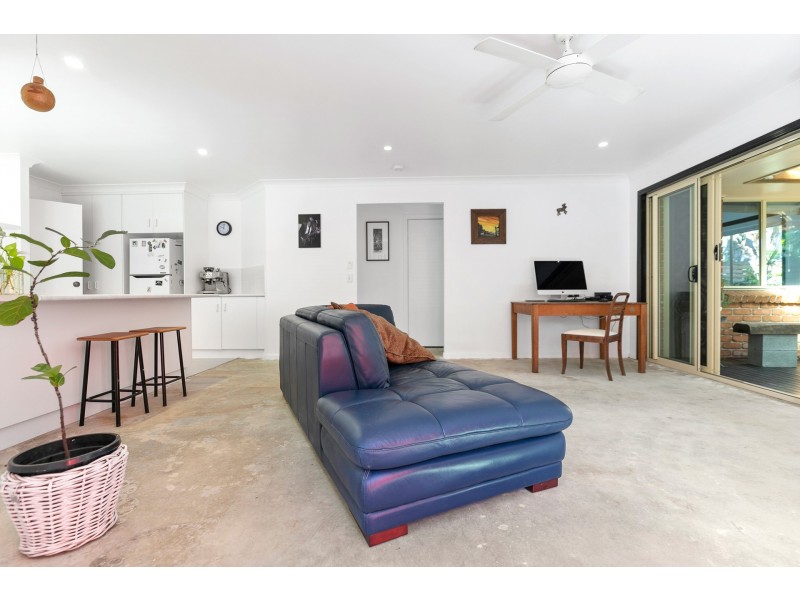 1/3 Hazelwood Close, Suffolk Park NSW 2481