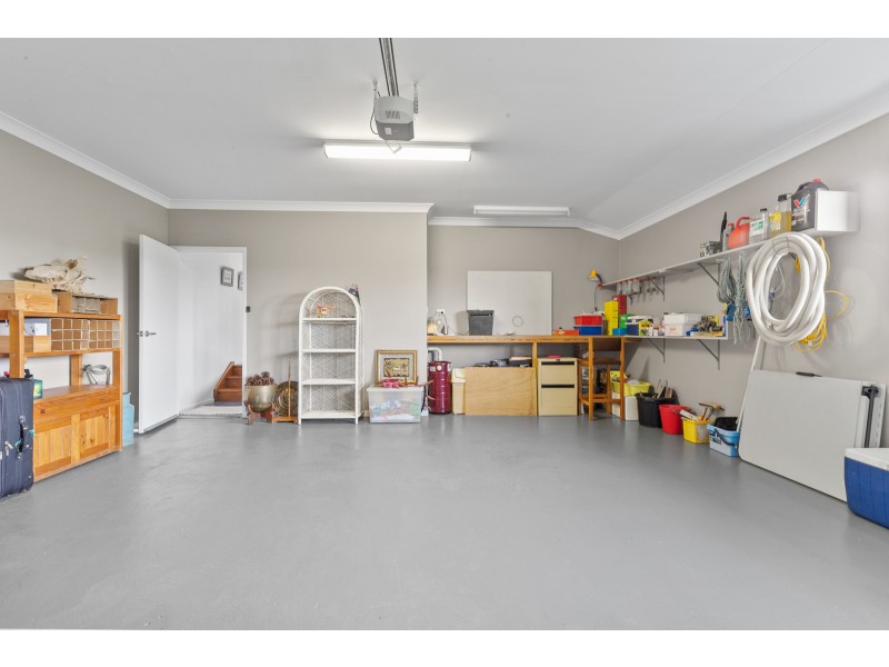 6 Barby Crescent, Bangalow NSW 2479