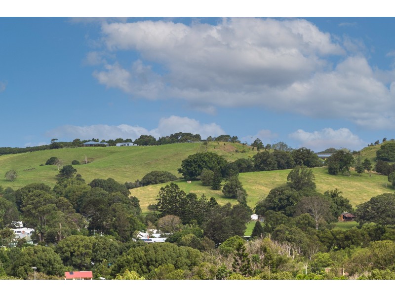 6 Barby Crescent, Bangalow NSW 2479