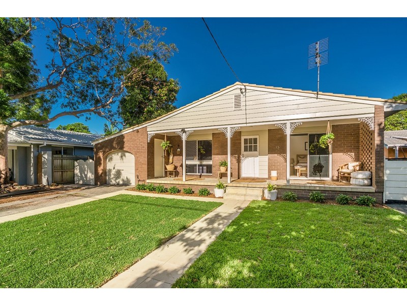 15 Glasgow Street, Suffolk Park NSW 2481