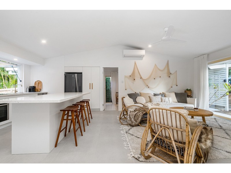 28 Bottlebrush Crescent, Suffolk Park NSW 2481