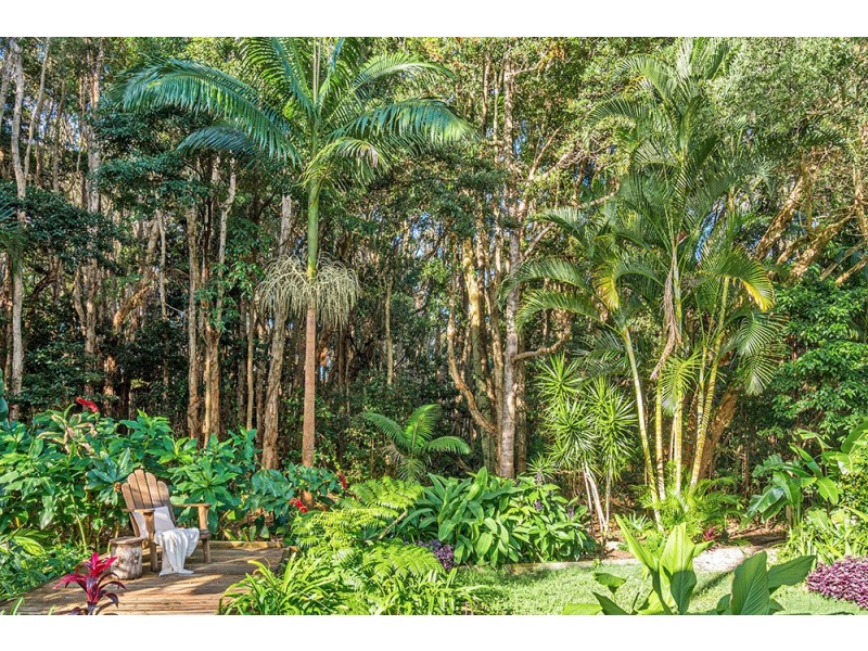28 Bottlebrush Crescent, Suffolk Park NSW 2481