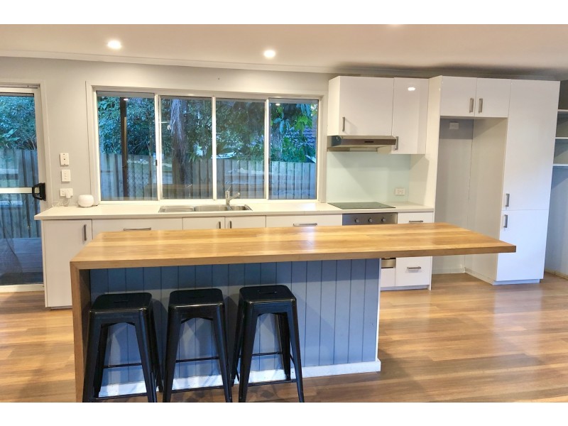 10 Namoi Glen, Ocean Shores NSW 2483