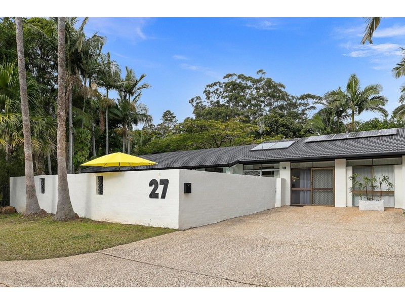 27 Bulgoon Crescent, Ocean Shores NSW 2483