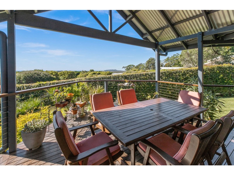 19 Cape Vista Drive, Ewingsdale NSW 2481