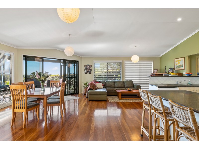 19 Cape Vista Drive, Ewingsdale NSW 2481